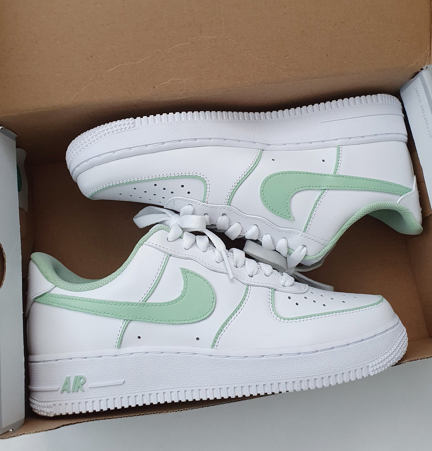Nike Air Force 1 'Sage green'